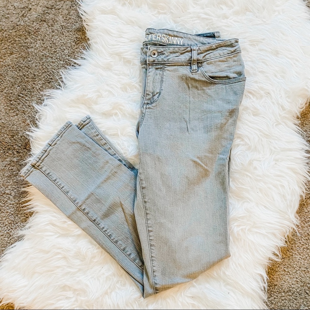 Bullhead Jeans Hermosa Super Skinny Gray
